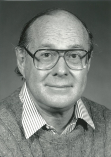 Professor Kish Hahn in 1992.