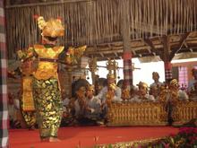 A gamelan and traditional Indonesian dance performance.