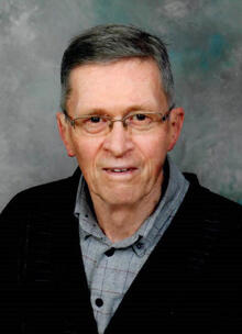 Professor Emeritus Bruce Simpson.