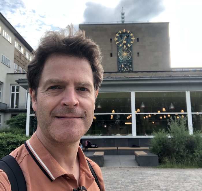 Dr. Philipp S. Angermeyer.