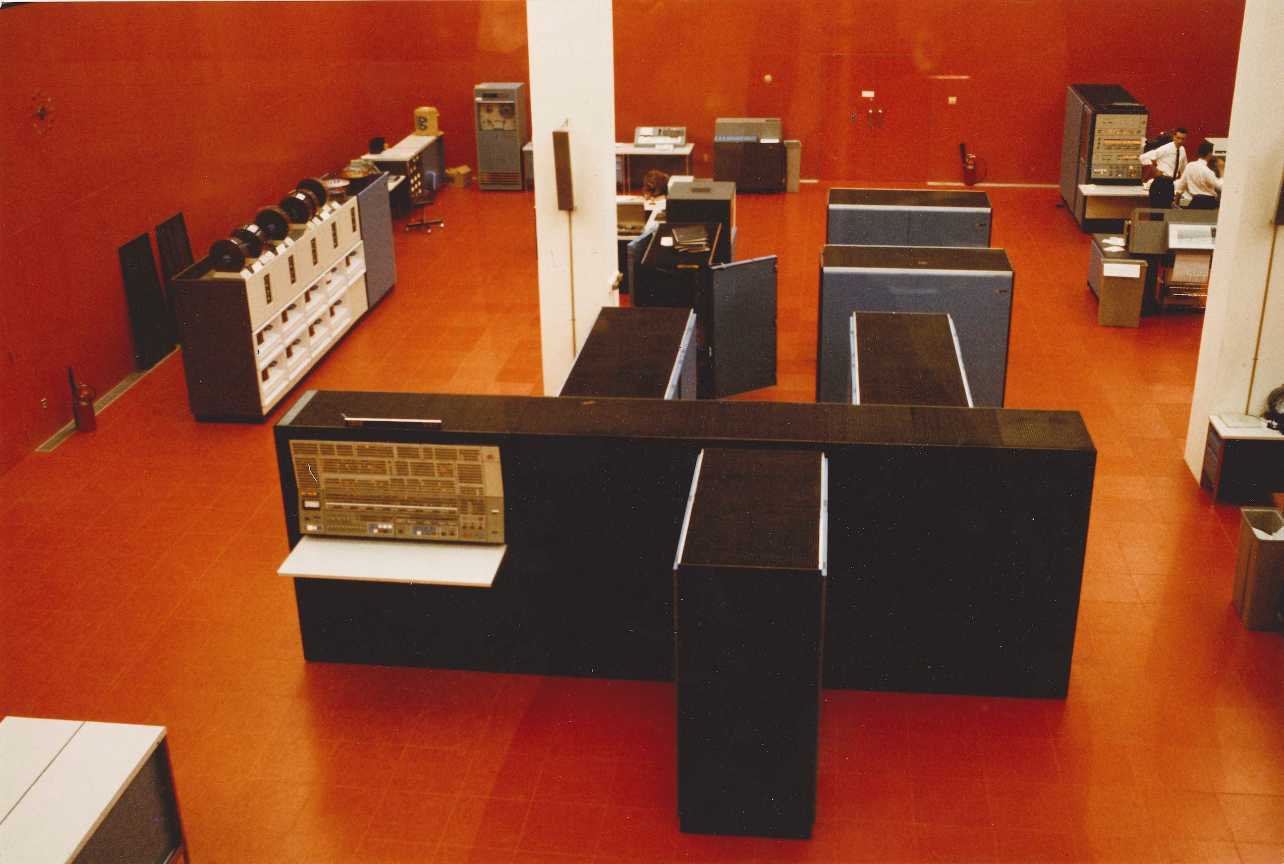 The University of Waterloo's Red Room featuring a monolithic IBM computer mainframe.
