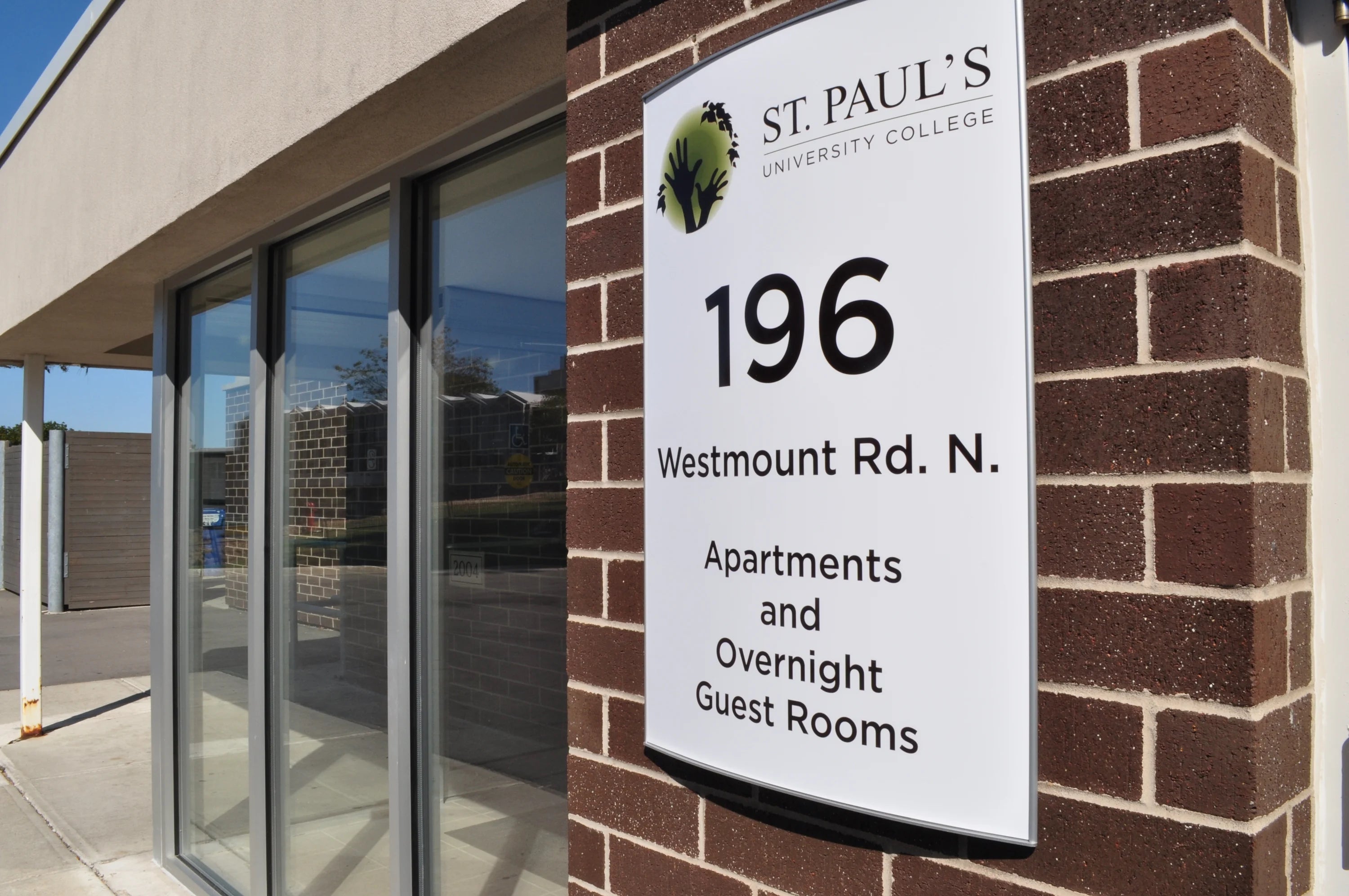 An exterior shot of the St. Paul's residence entrance at 196 Westmount.