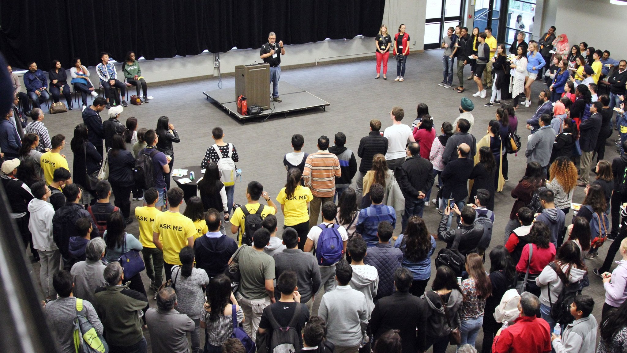 Feridun Hamdullahpur speaks at an Orientation event.