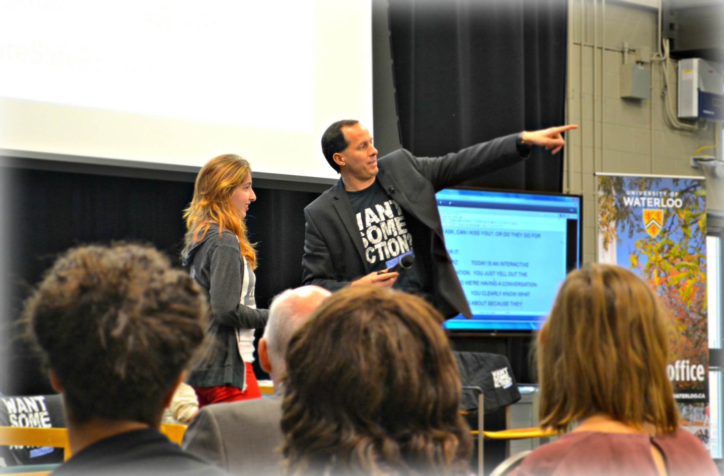 Mike Dormitz gives a presentation at Fed Hall.