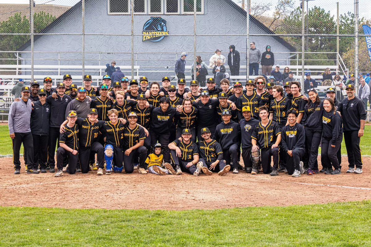 The Warriors men's baseball team.