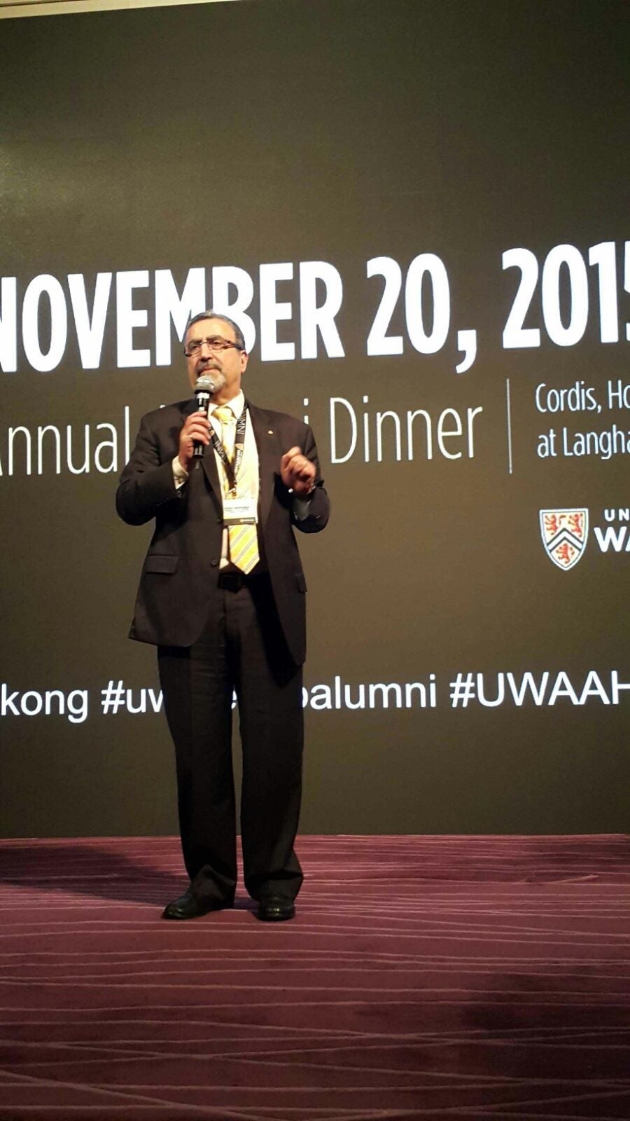 Feridun Hamdullahpur speaks at the Hong Kong alumni event.