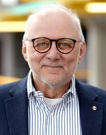 photograph of Tamer Ozsu