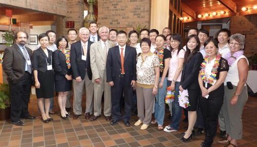 Shuit-Tong Lee and others from Soochow University with President Hamdullahpur