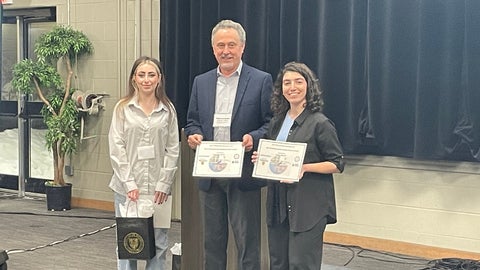  Sara Abate winning Best UG  poster award at World  Wetlands Day