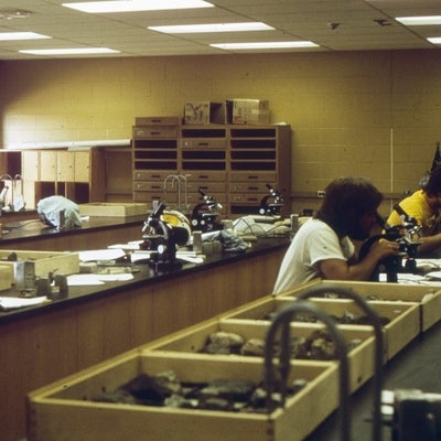 First year Earth Sciences lab in 1983. 