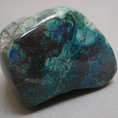 Chrysocolla Arizona Hydrated Copper Silicate. Deep teal in colour