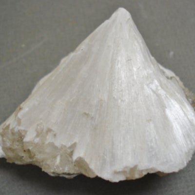 Stilbite; white crystal