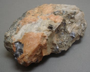 Porphyroblastic granite with graphite