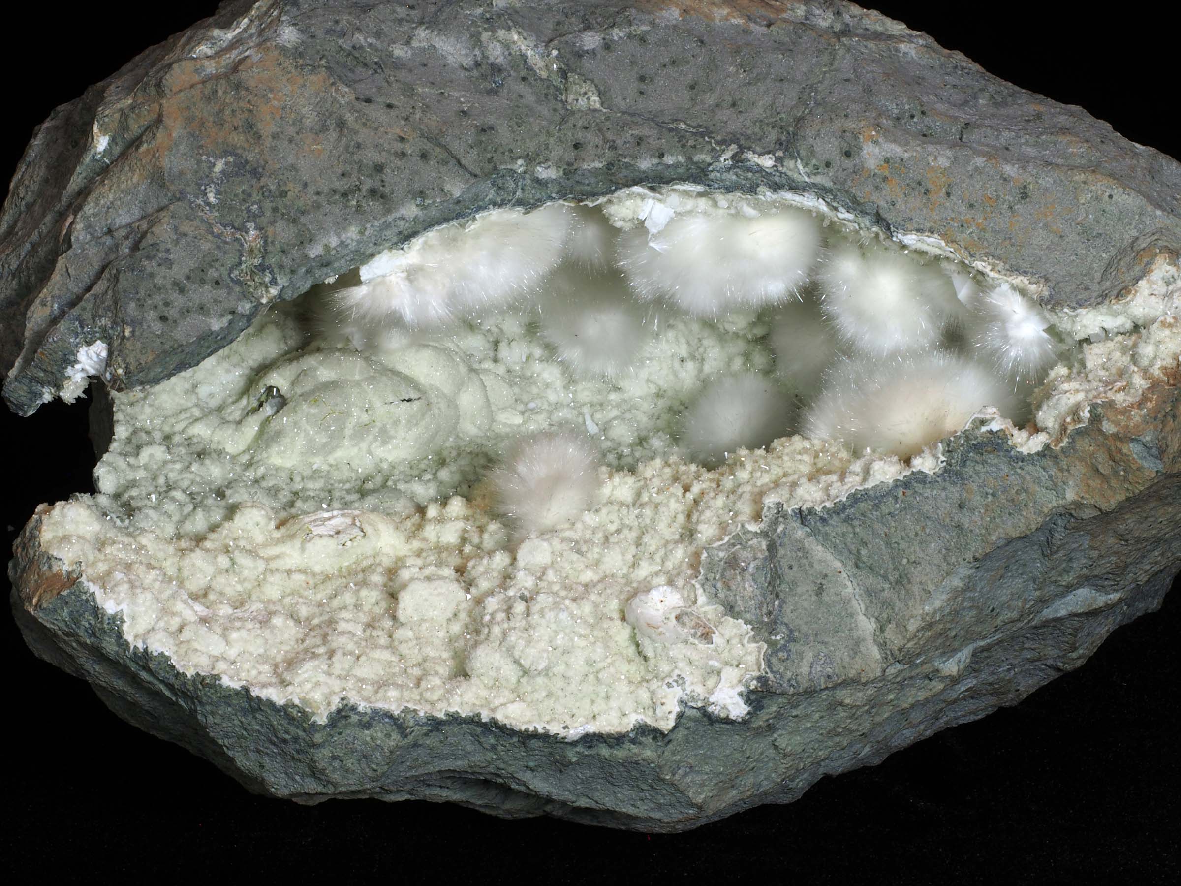 Geode with Okenite