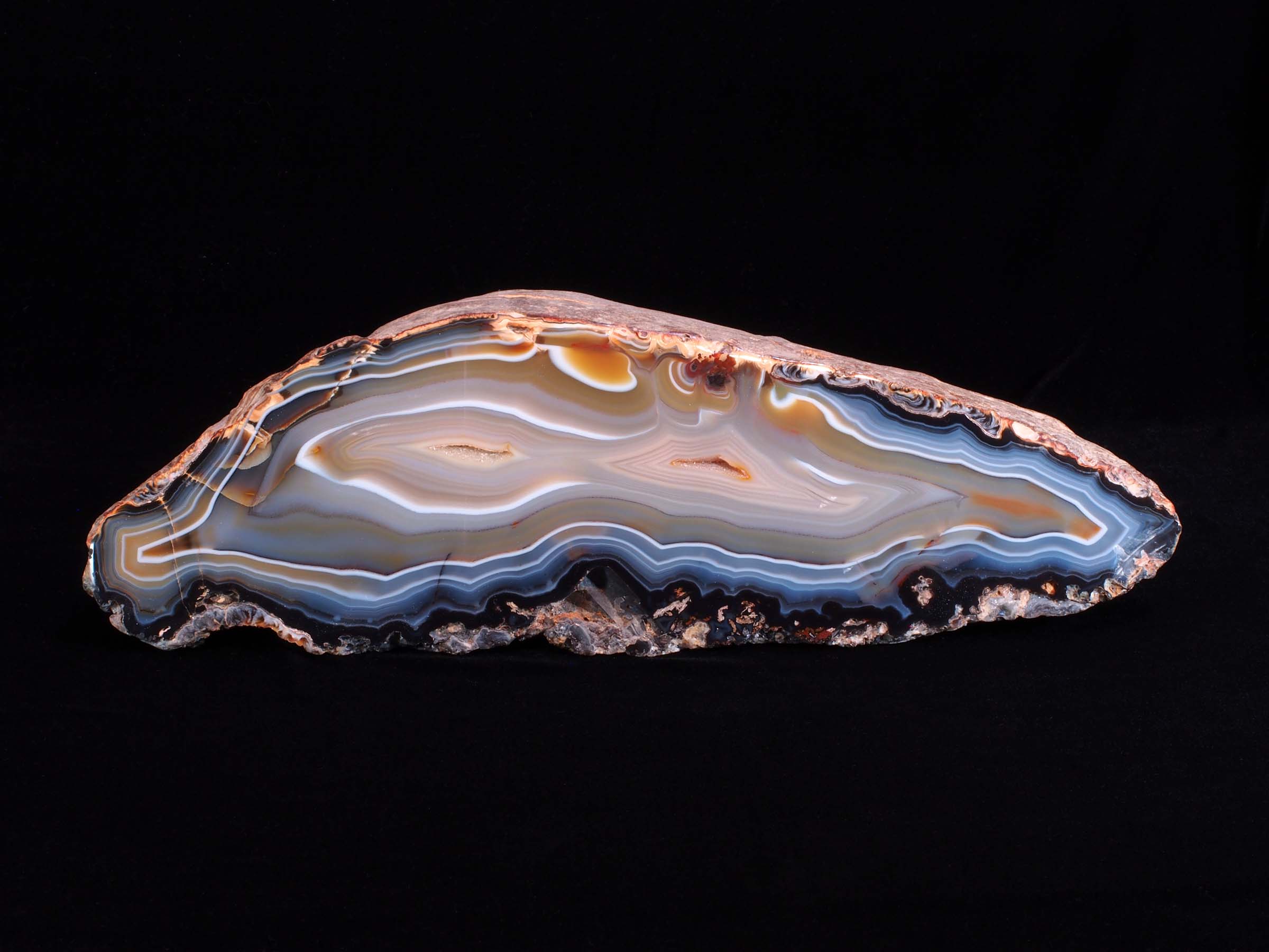 Chacedony - Banded Agate
