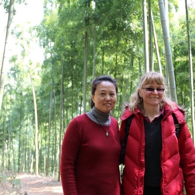 Steffanie visiting the Jingshan Organic Tea Farm with Professor Zhou Jiehong