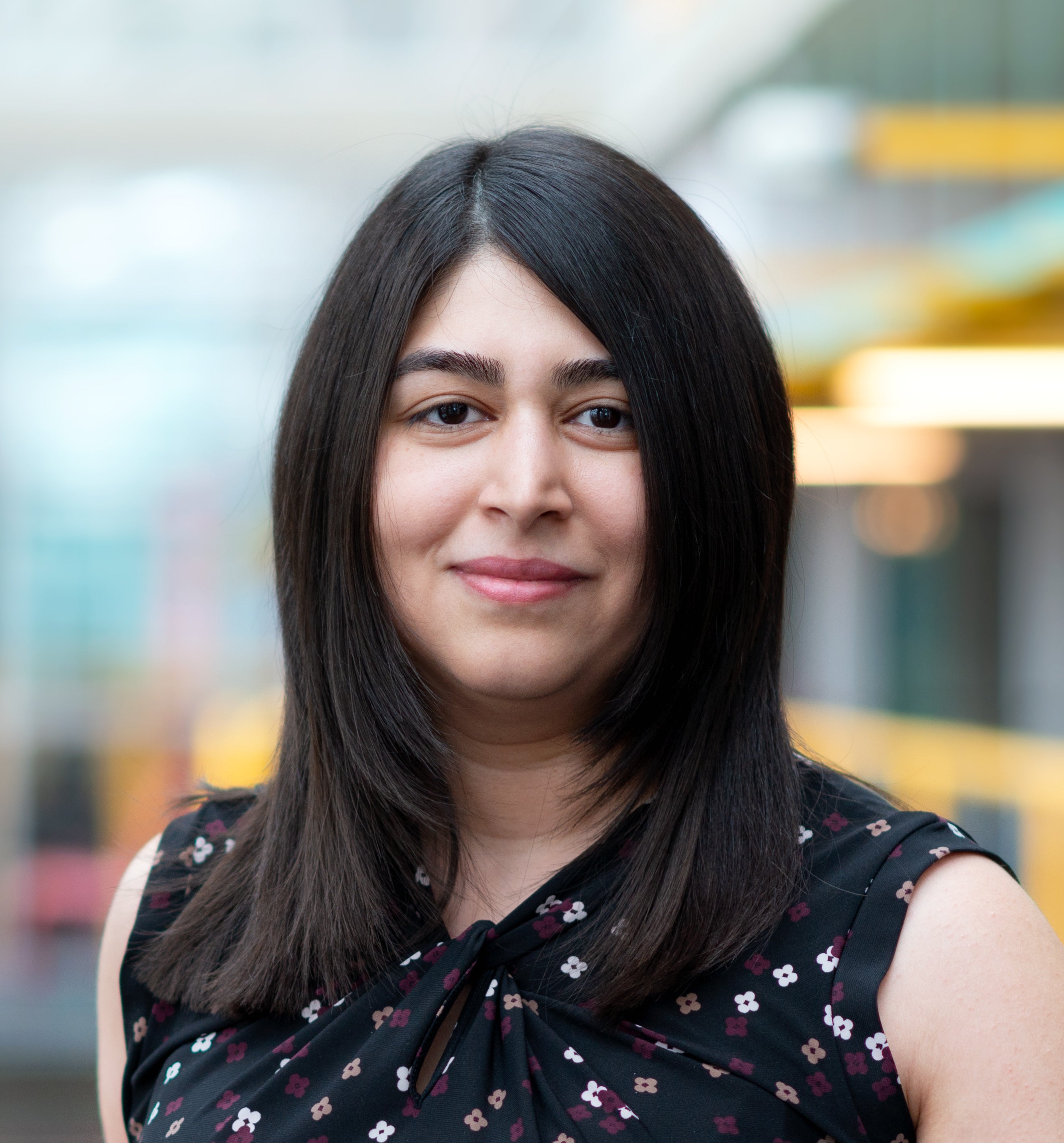 Professional Headshot of Moojan Ghafurian