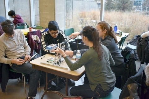 Students working on the Mech Days challenge, January 2018.