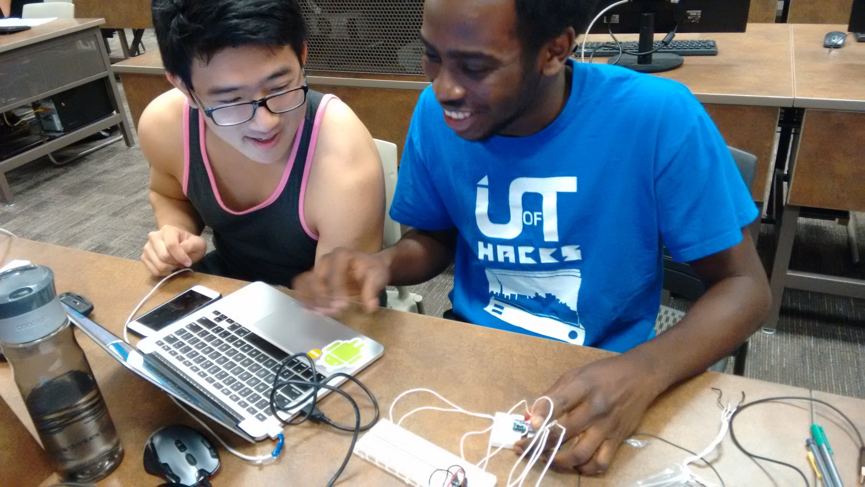 Students in WEEF lab programming Arduino.