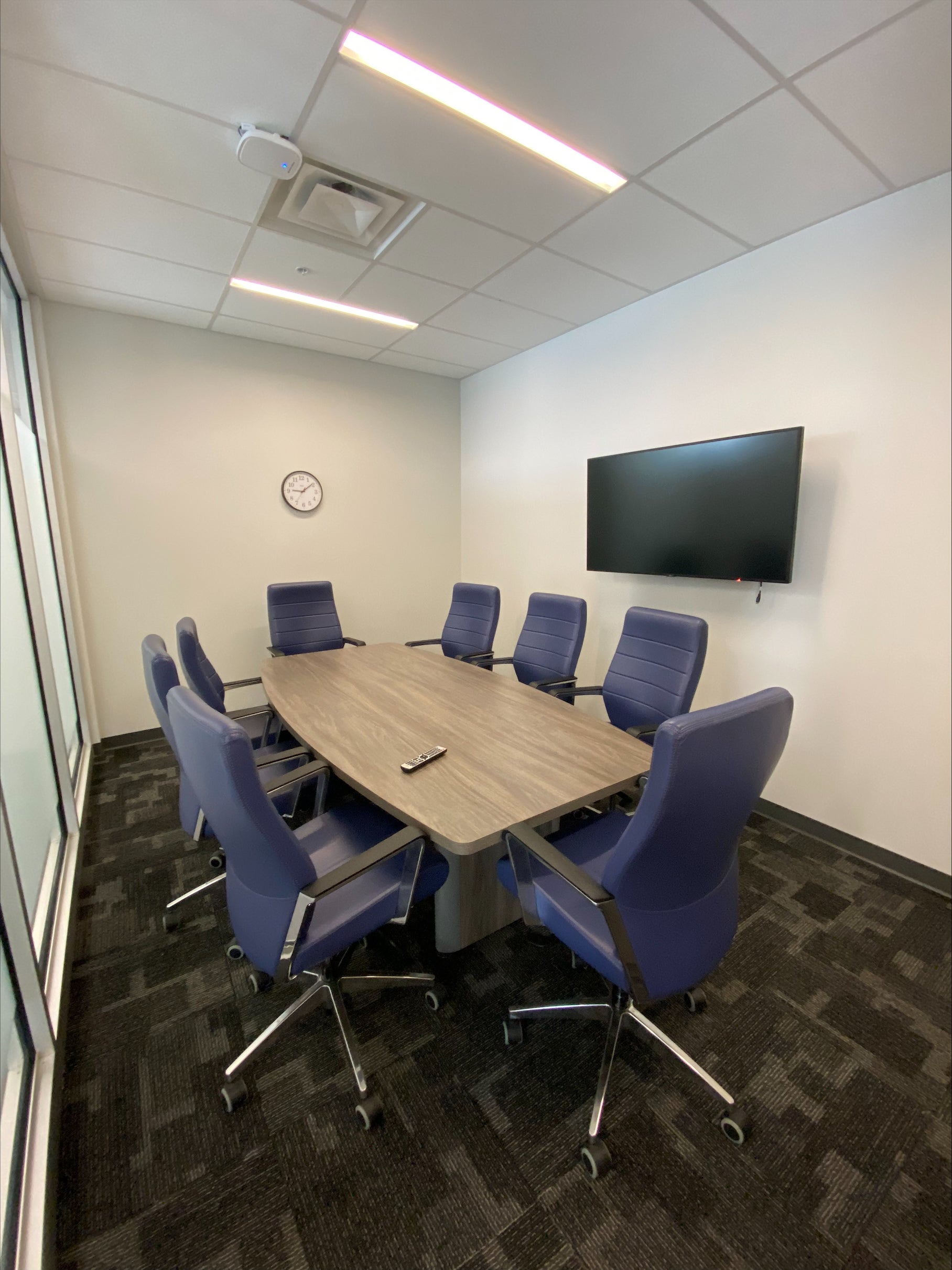 7431 meeting room image