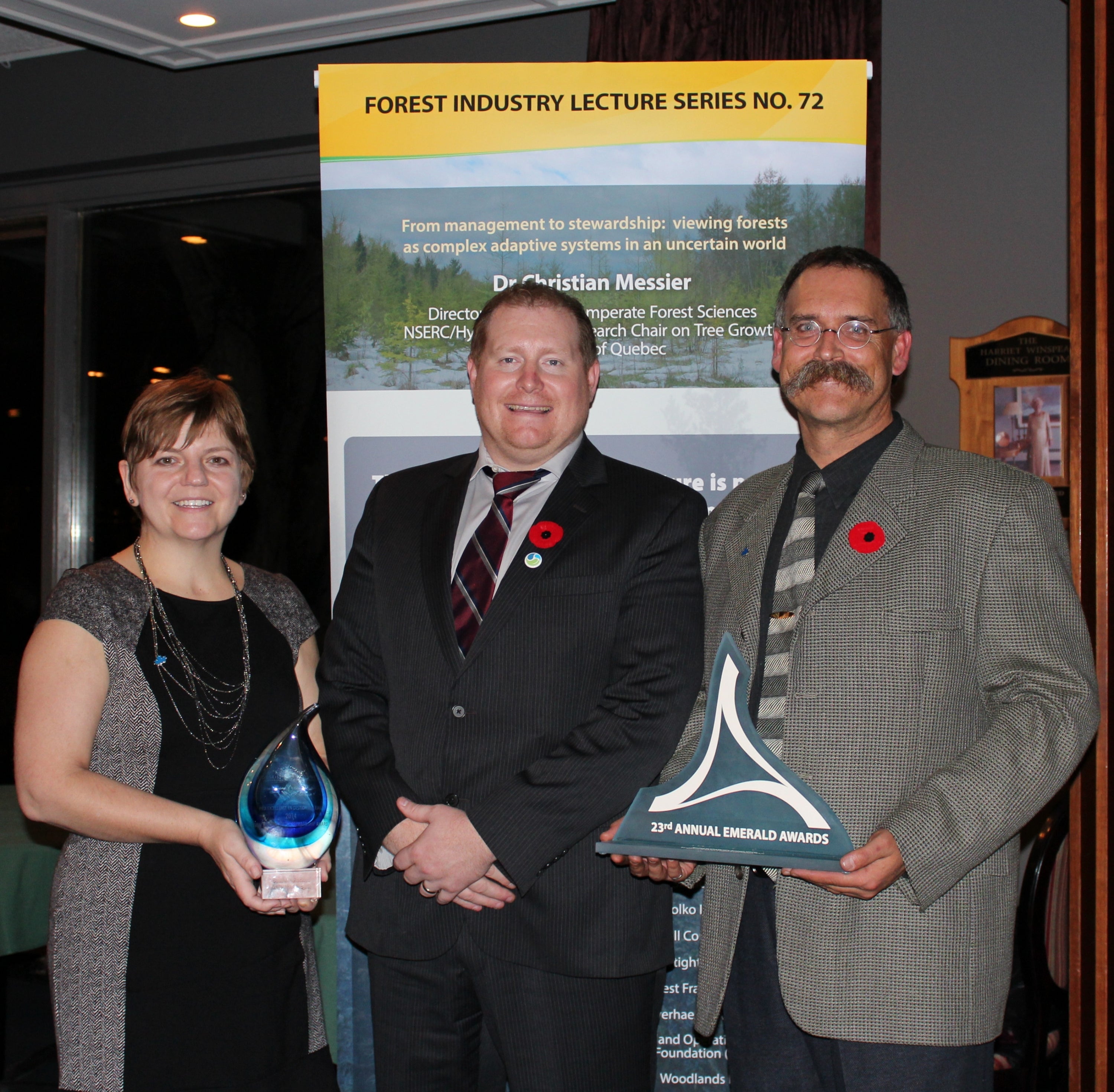 The Southern Rockies Watershed Project team receiving award
