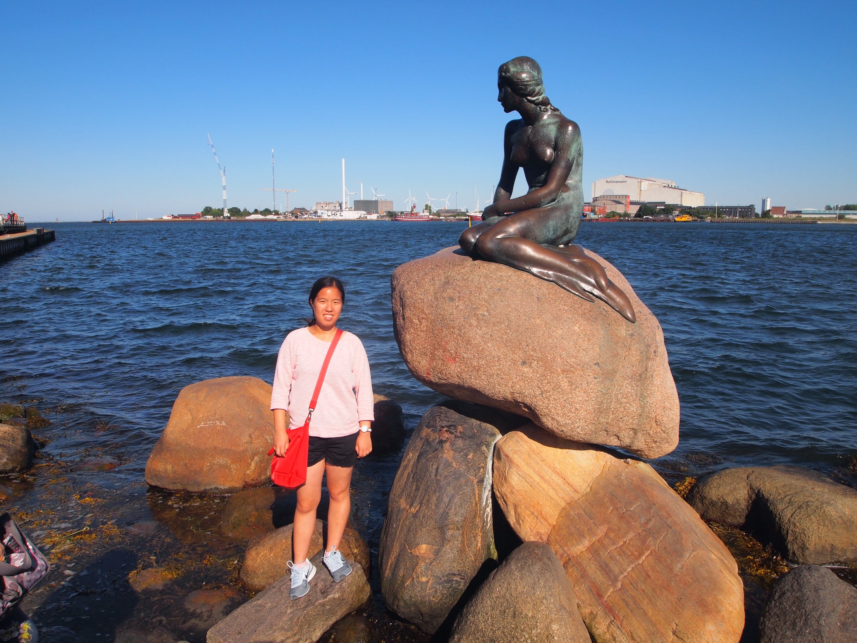 student with little mermaid in Sweden
