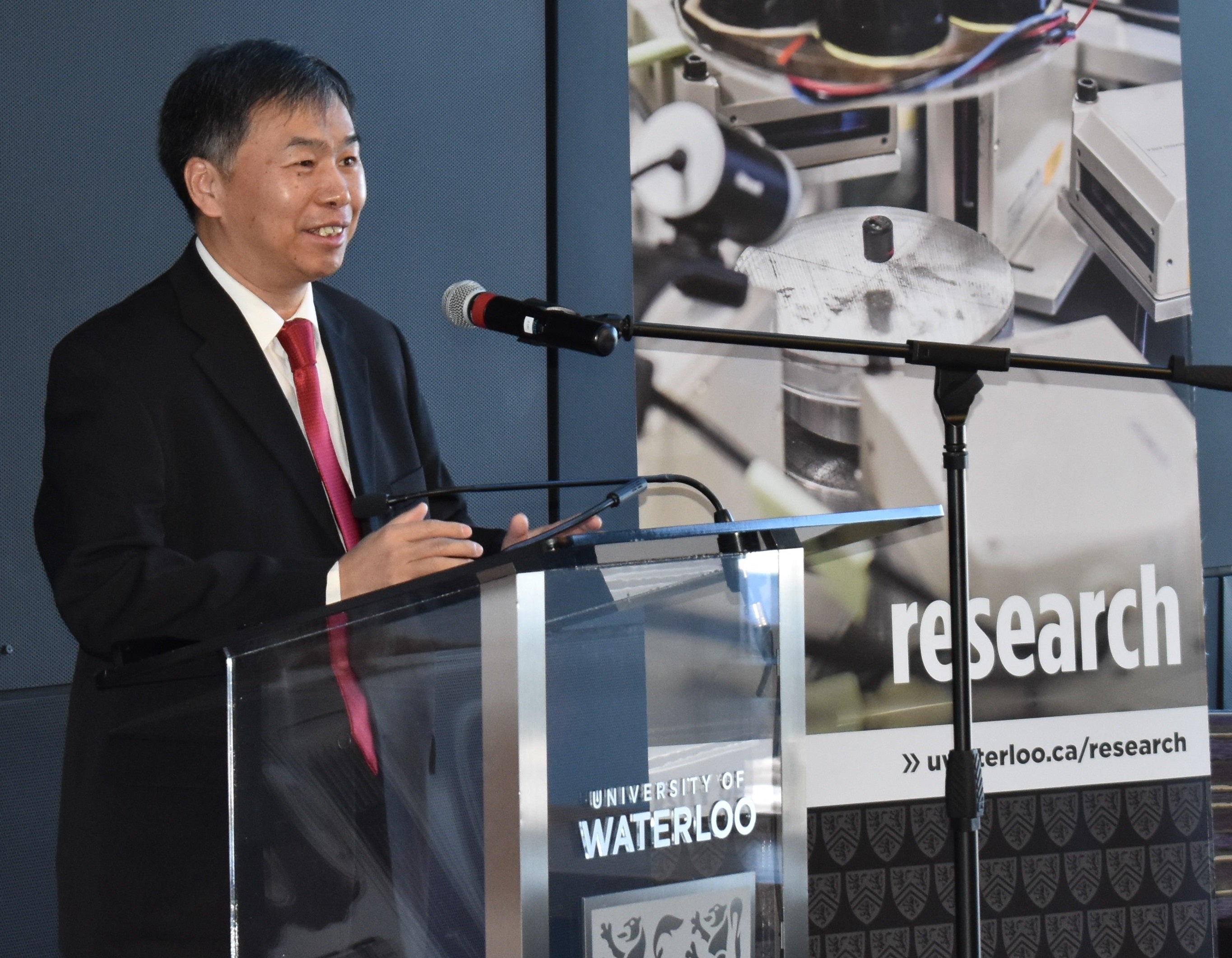 Xianguo Li is leading a four-year research project to develop the next generation of fuel cells.