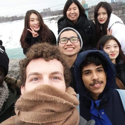 Image of students taking a selfie at Niagara Falls 