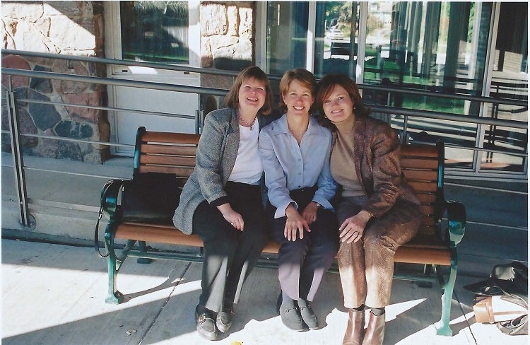 Class of 1981 classmates reunite