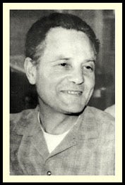 Black and white portrait of Richard S. Fraser.