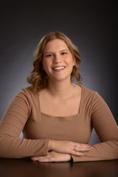 Stephanie Steh headshot