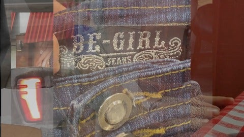 Maddie Lychek's artpiece "(Be Girl) Your Hands Talk"