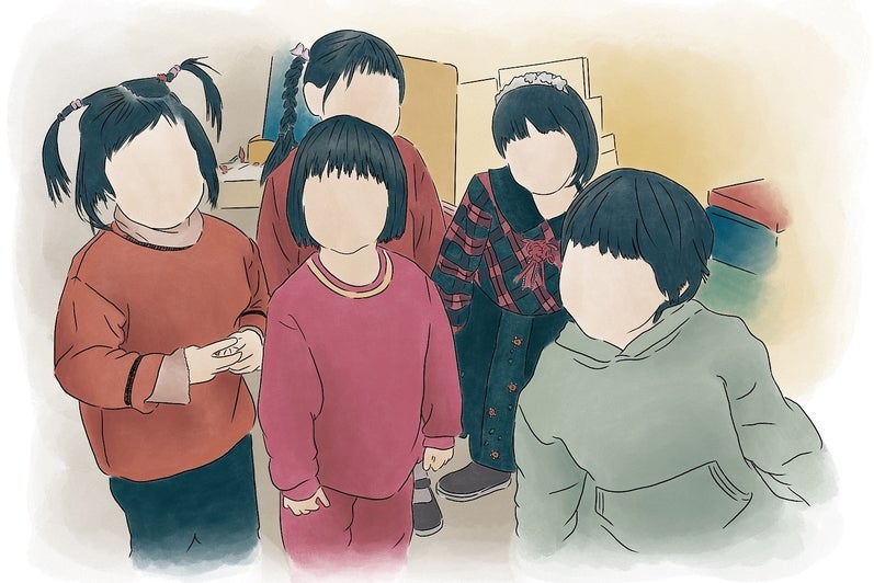 Artwork of watercolour-like postcard depicting a snapshot of five little girls with their faces blanked out.