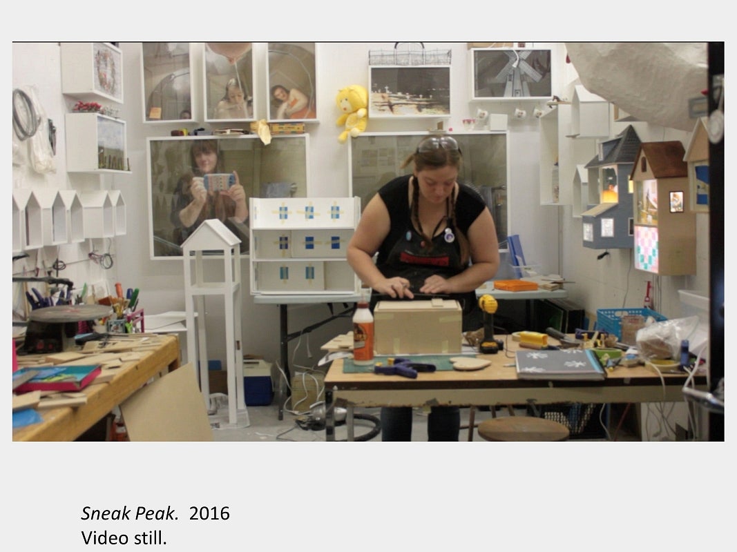 Jennifer Akkermans' artwork Sneak Peak, 2016. video still