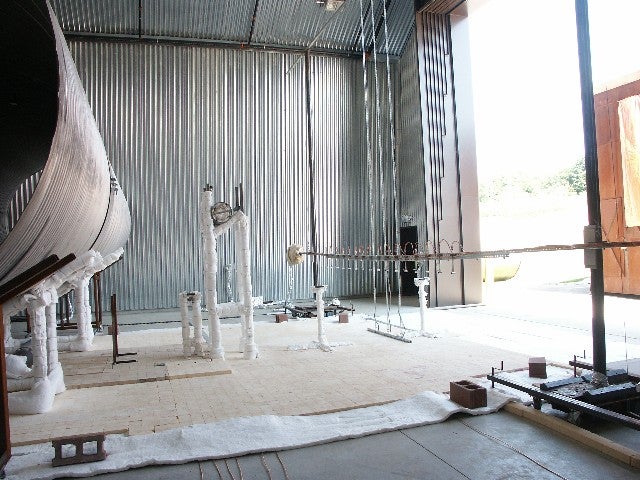 Culvert (left) with instrumentation (thermocouples, calorimeters and bi-directional probes) to the right. 