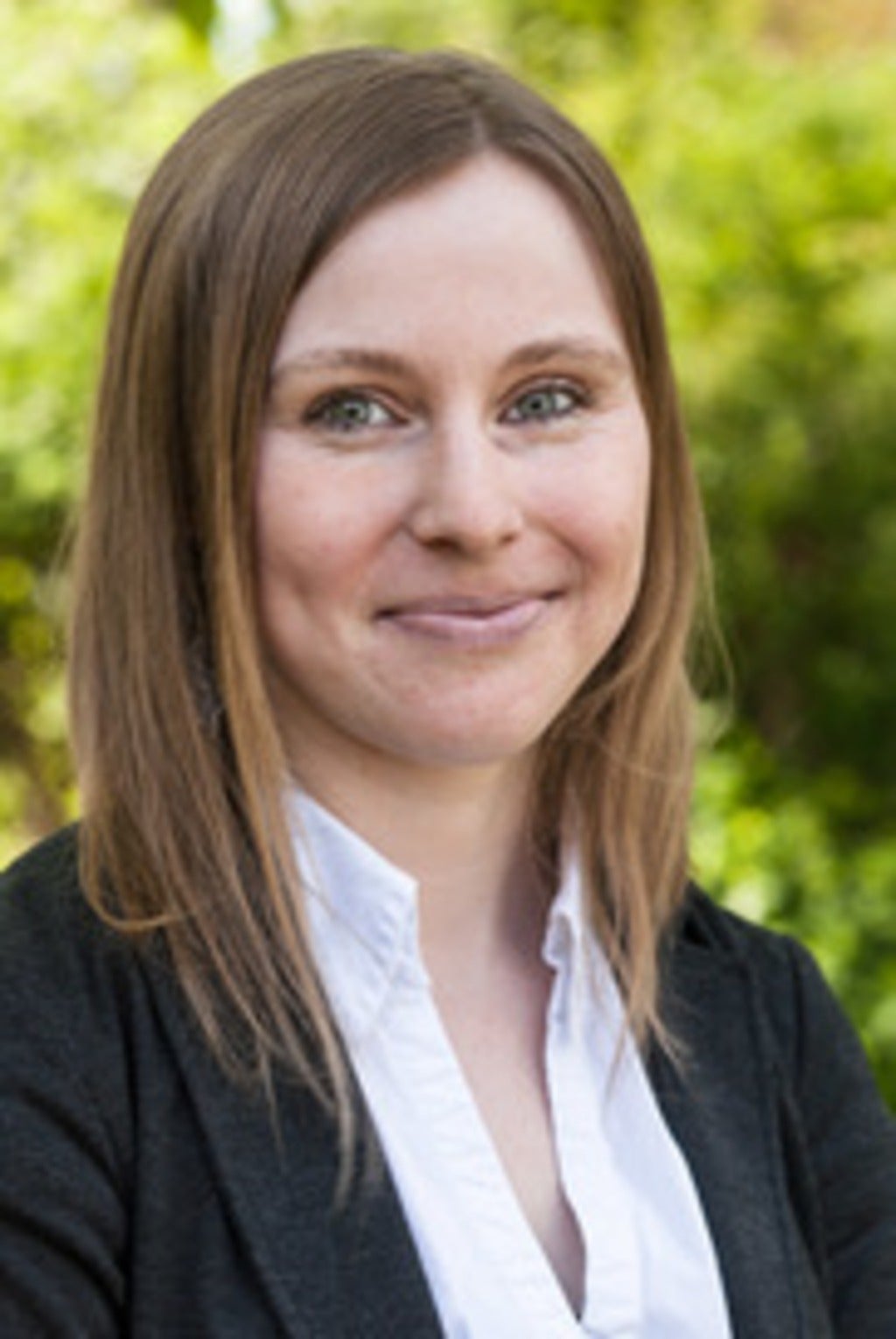 photo of Angela Heucher