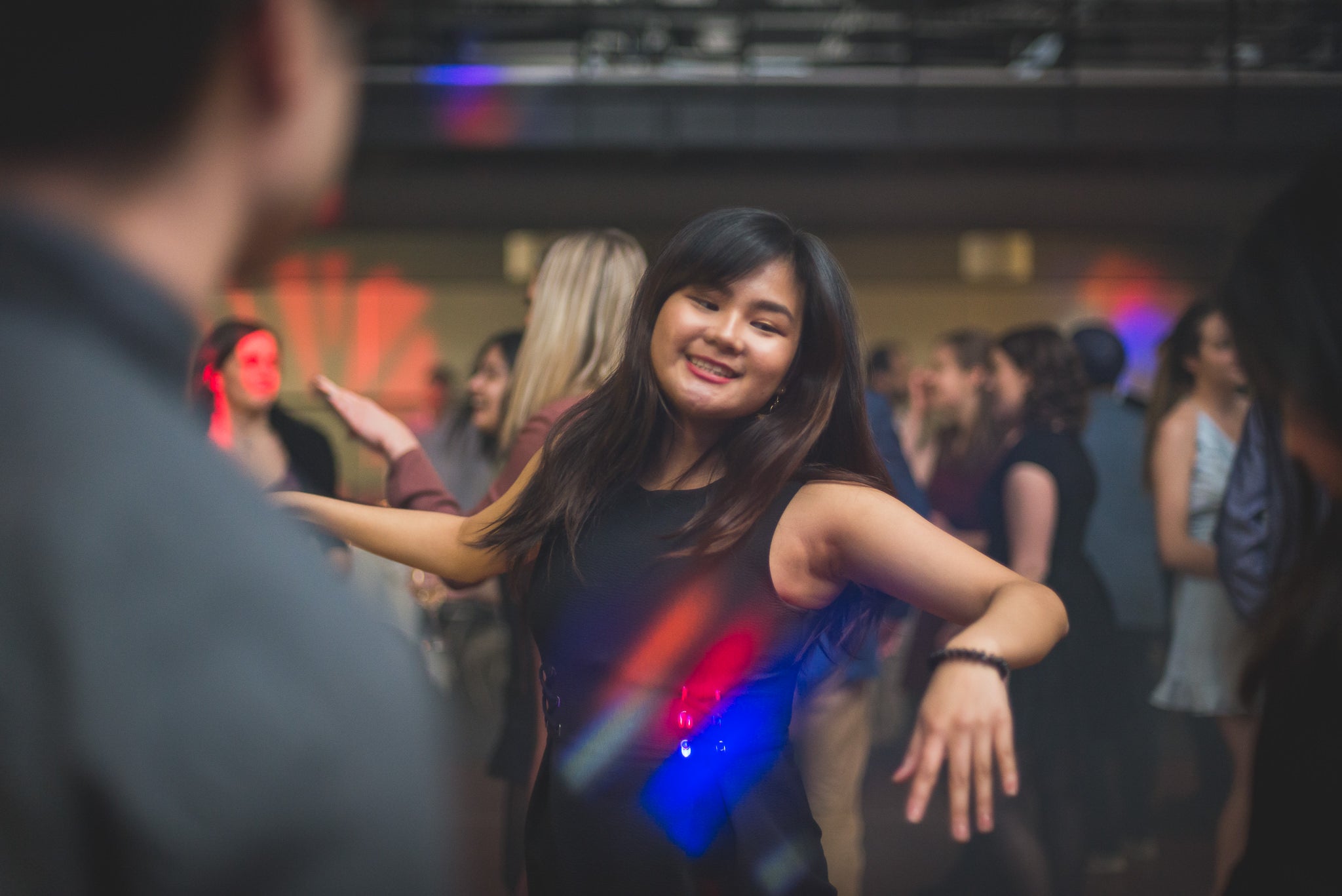 Students dancing at Nuit en Rose 2019