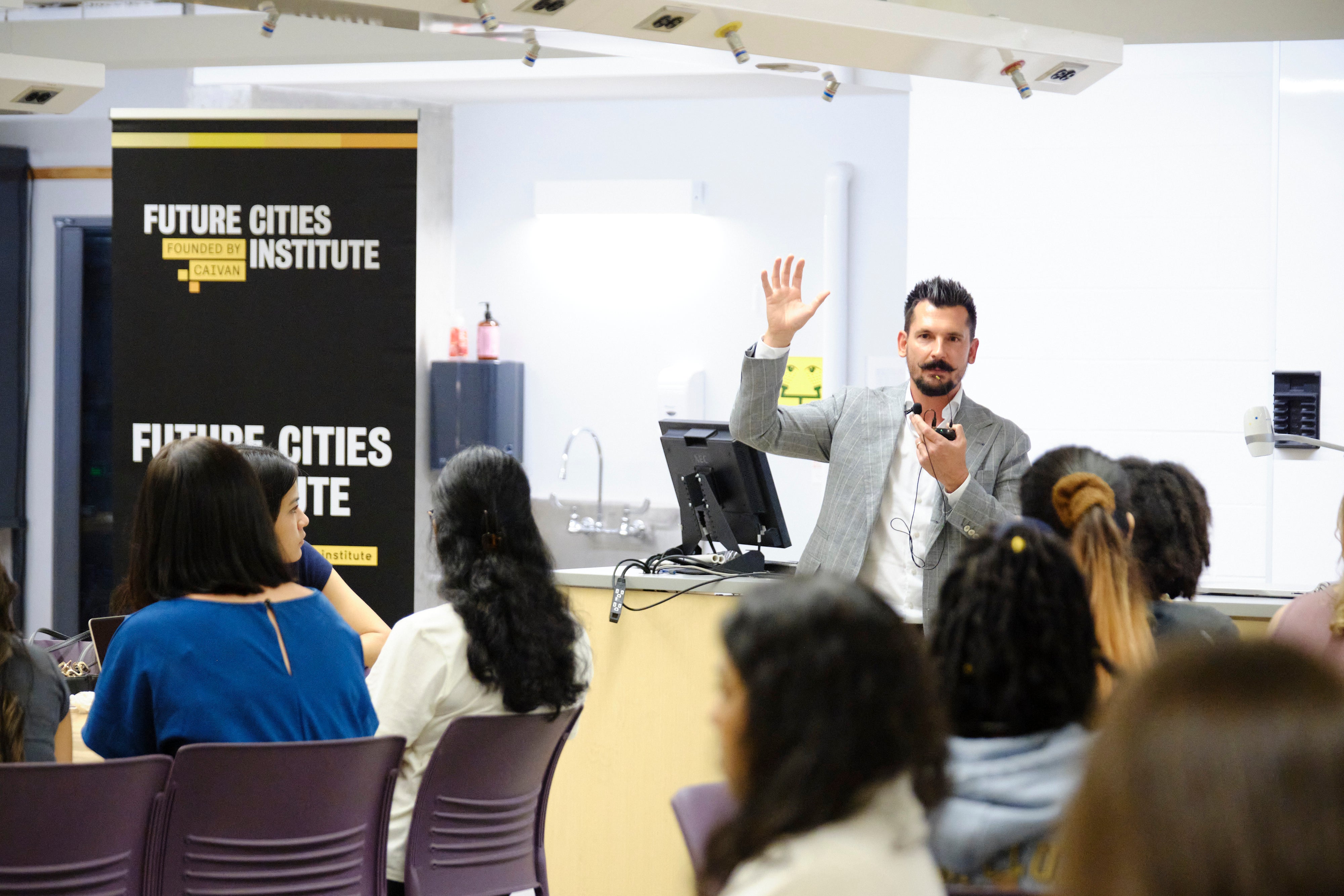 Future Cities Institute co-founder Frank Cairo speaking to students