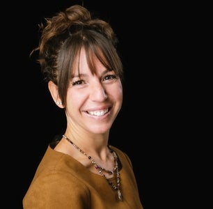 Andrea Prier headshot