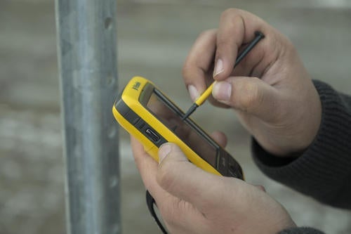 Aujas uses the Trimble Juno SB GPS, a field computer used for photo and GPS data collection 