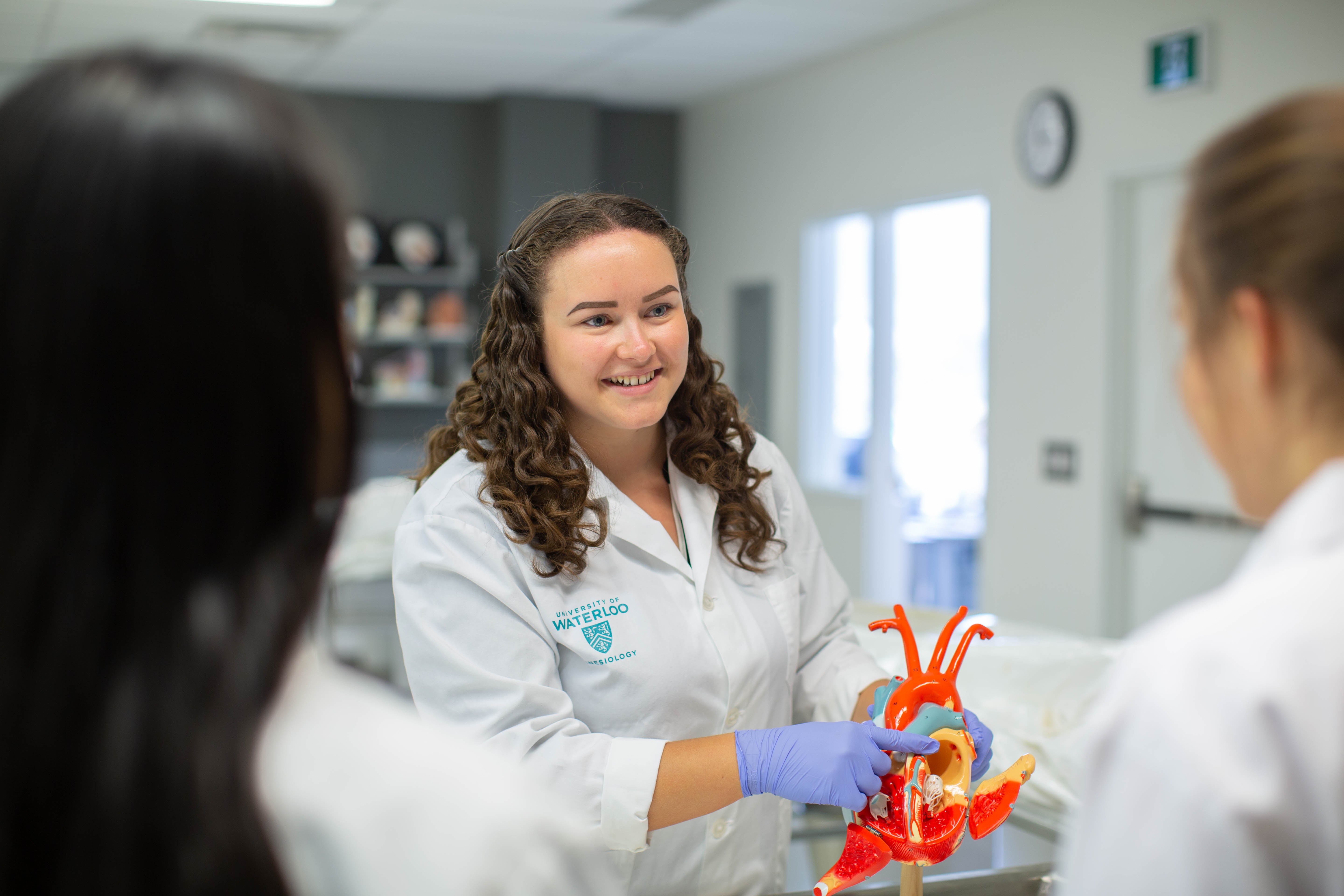 A Waterloo student learning about organs in a class