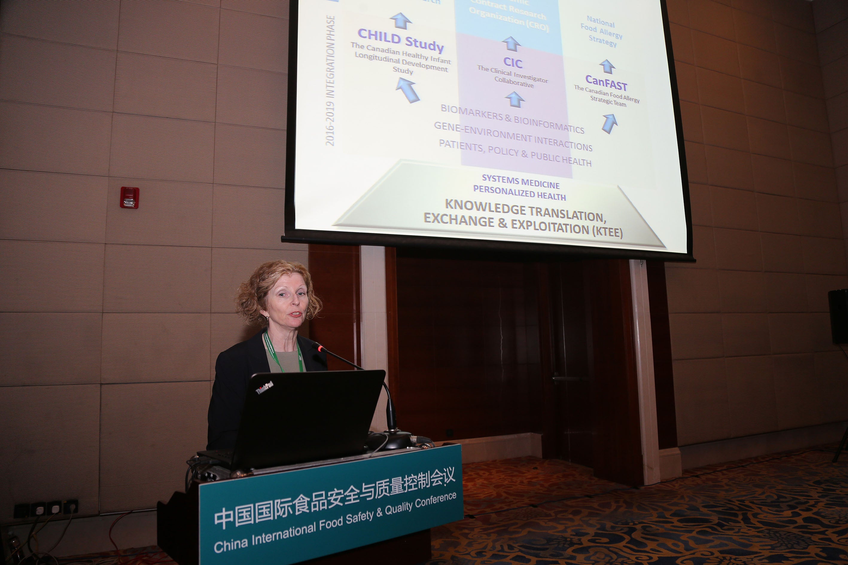 Susan Elliott presenting at the 10th China International Food Safety and Quality Conference
