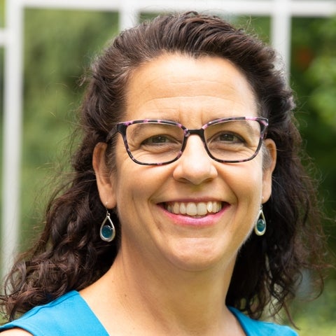 headshot of Jennifer Ball