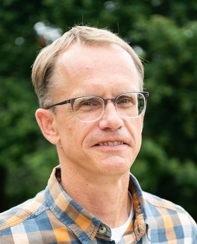 Portait of Paul Heidebrecht