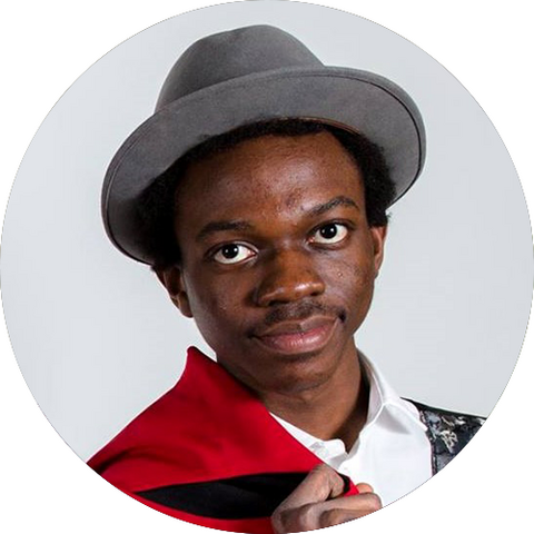 headshot of Suomi Maccarthy