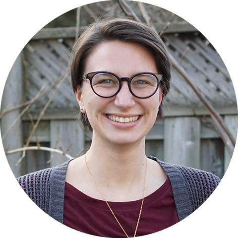 portrait of Zoe Andres