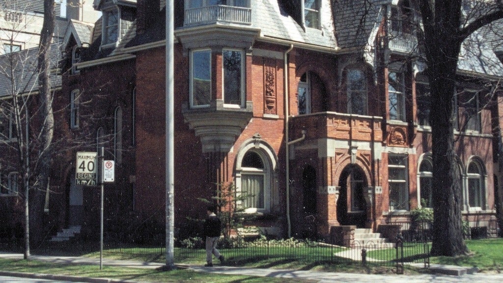 corner view of Toronto Mennonite Theological Centre building