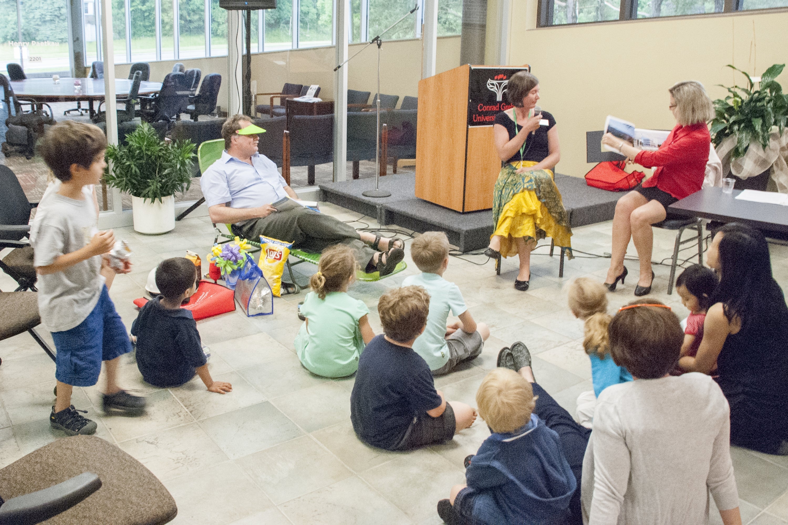 kids listening to a story