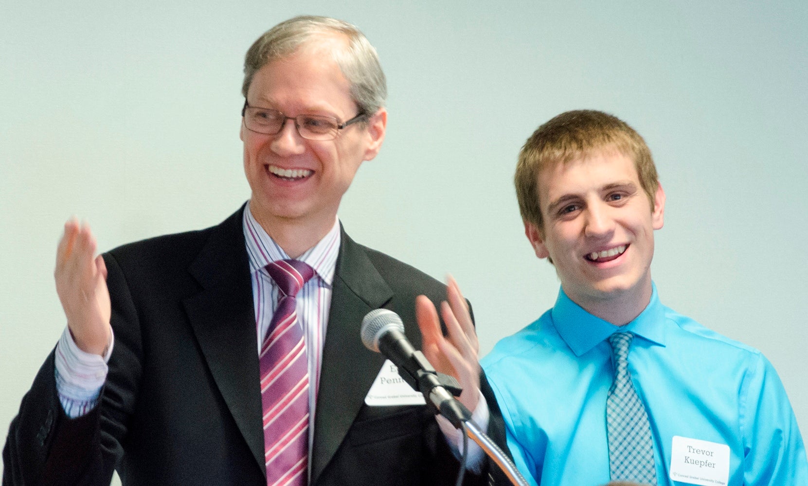 Alumnus Ed Penner (BASc ‘86) (left) established a new award for engineering students called the Marpeck Leadership Award. The inaugural recipient was Trevor Kuepfer (right).