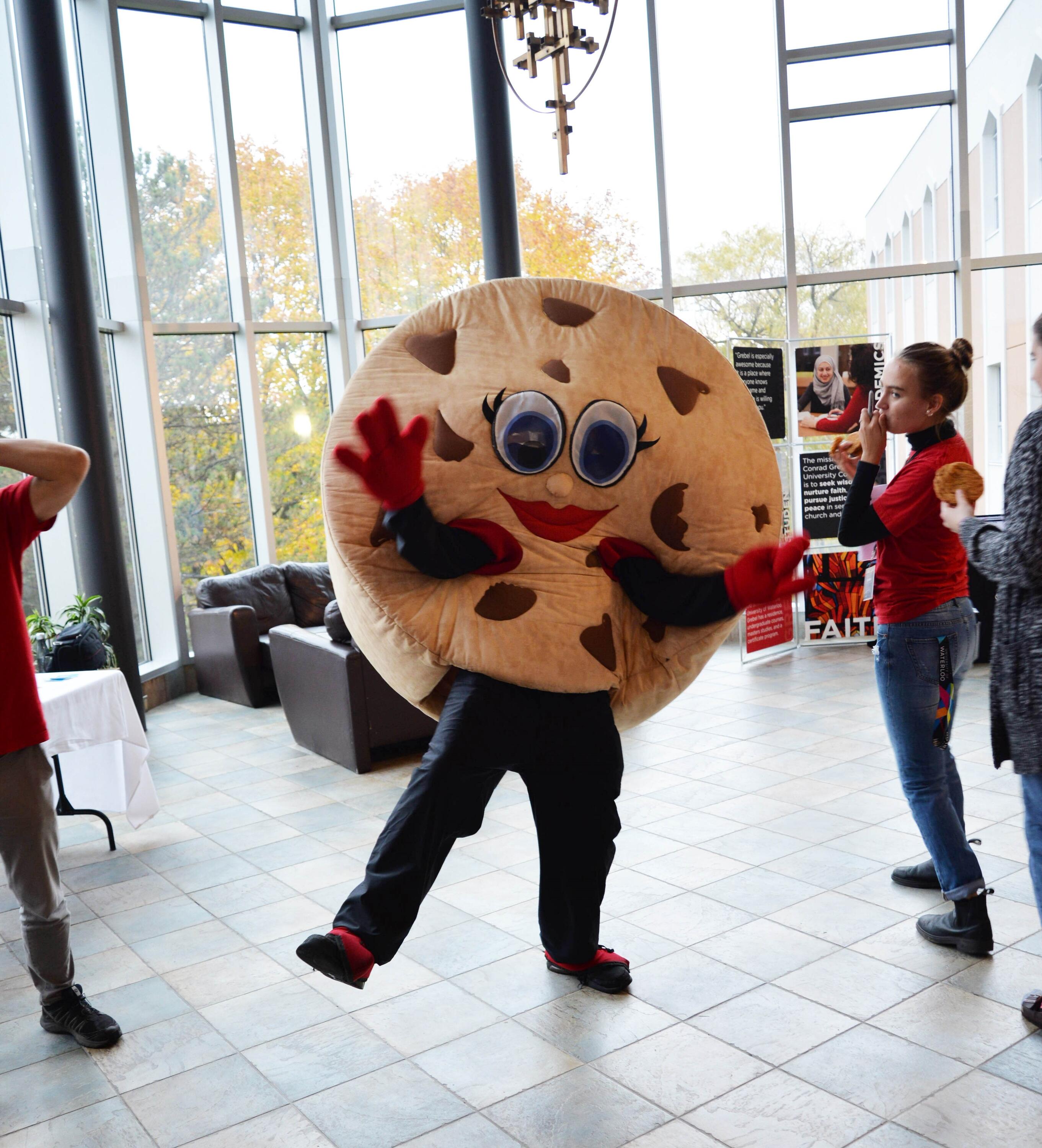 Photo of dancing Grebel cookie
